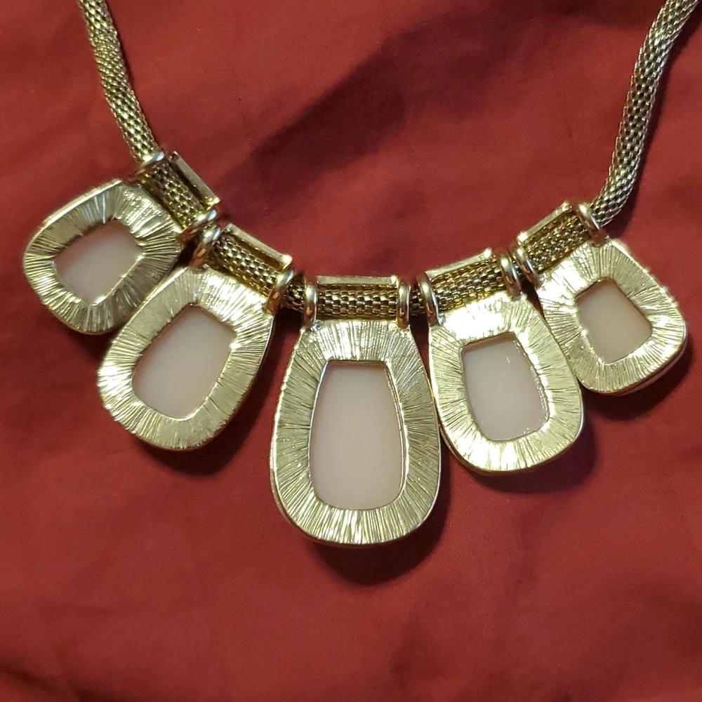 Necklace - Picture 5 of 5